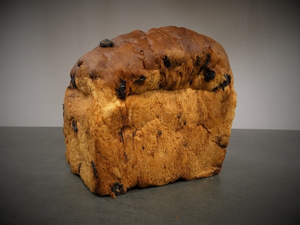 1/2 Vruchtenbrood met spijs